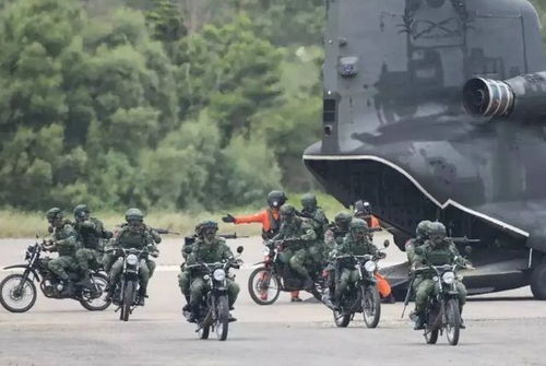 島內特種兵 入伍兩年,自己掏錢購買裝備