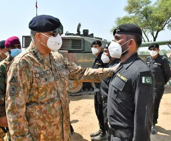 巴基斯坦陸軍首次公開展示vt 4坦克