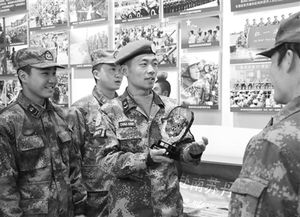 陸軍第54集團軍某團 紅一連 海外維和期間開展黨建工作 圖