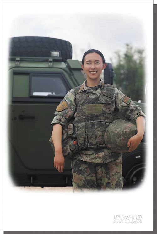 南部戰(zhàn)區(qū)陸軍某旅二級(jí)上士白明月 向陽(yáng)綻放的女兵班長(zhǎng)