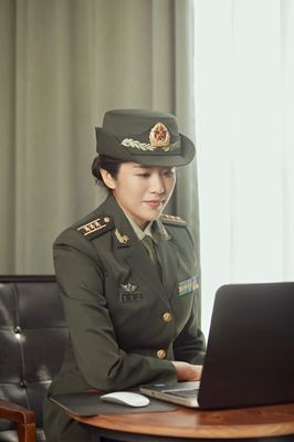 中國陸軍特種作戰學院上校女教員執裁奧運賽場