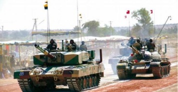 為何印度心甘情愿被俄羅斯“狠宰”20億美金，陸軍深度解析